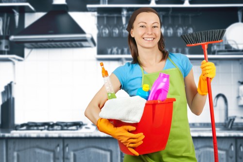 Kitchen and bathroom house cleaning service in Belsizepark